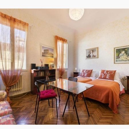 Tre Gigli Firenze Apartment, 5 Minutes From Station, Via Palazzuolo 55 Ngoại thất bức ảnh